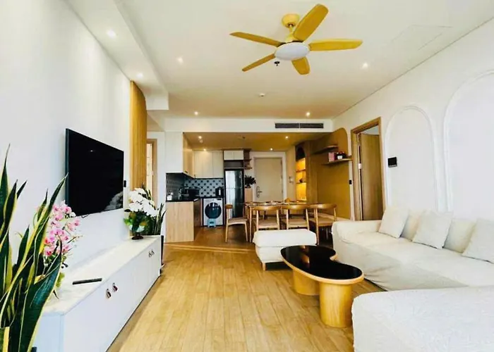 Chuỗi Căn 3 Ngủ - đầy đủ Tiện Nghi - View Biển Khách sạn hẻo lánh 3*