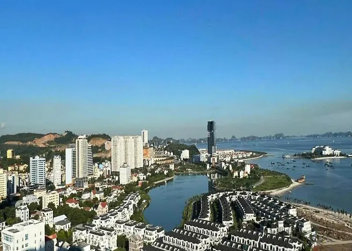 Khách sạn hẻo lánh Chuỗi Căn 3 Ngủ - đầy đủ Tiện Nghi - View Biển 3*